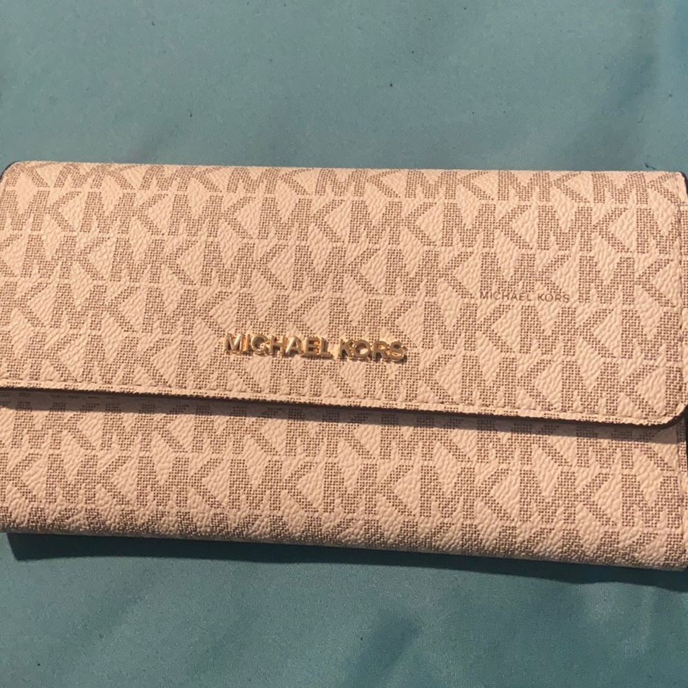 Michael Kors Large Trifold Wallet